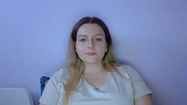 BritneySensual's Live Chat Room