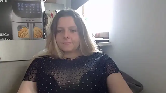 BritneySensual Adlı Modelin Canlı XXX Sohbeti