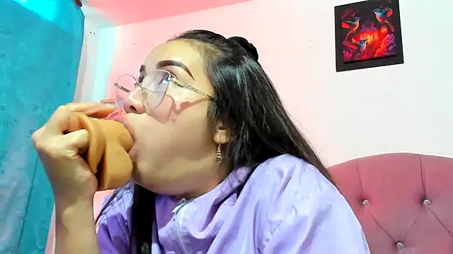 teffy_lee's Webcam Show