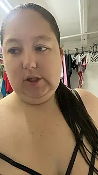 Chloee_Peach's Webcam Show