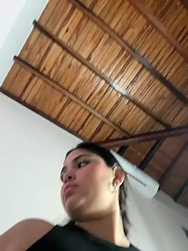 Sarasweet_sex's Webcam Show