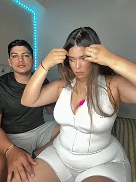 Show modela Sarasweet_sex na web-kameri