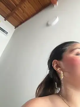 Sarasweet_sex Adlı Modelin Web Kamerası Şovu