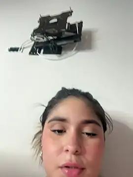 Sarasweet_sex Show Webcam