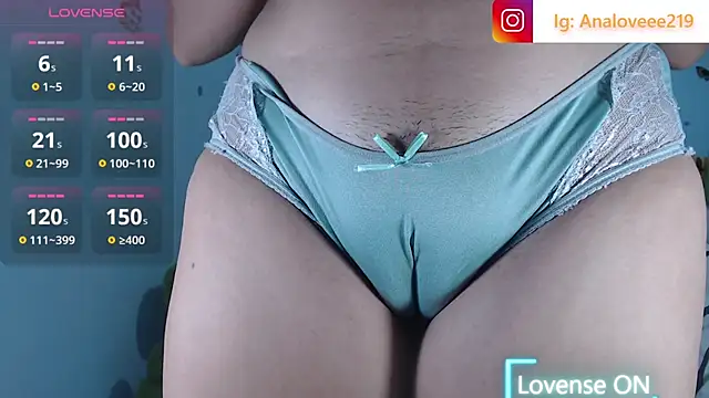 צ'אט XXX בשידור חי של ana_studio
