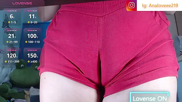 ana_studio's Live XXX Chat