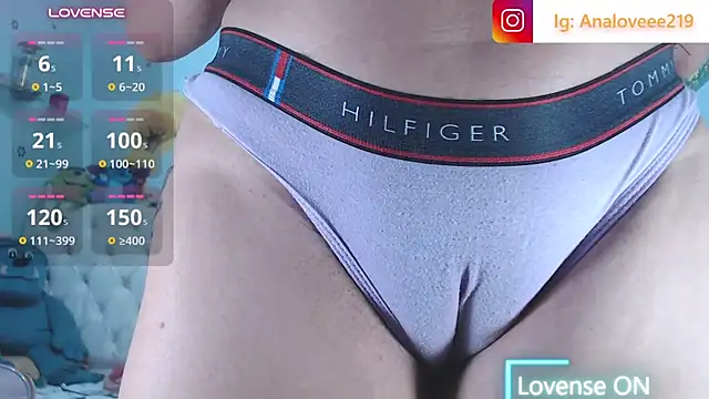 ana_studio Chat XXX in diretta