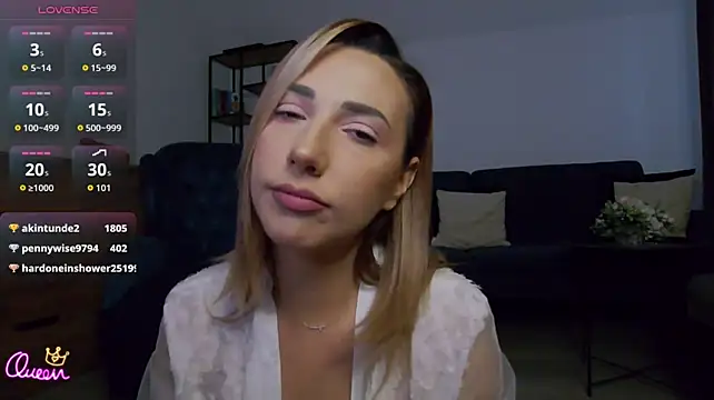 צ'אט XXX בשידור חי של KhloeK