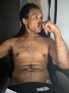 MoodyChix webkamerás műsora