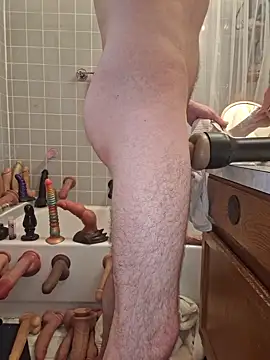 SlammyDjr Show in webcam