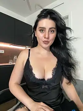 Evelyn___Sweet Chat XXX in diretta