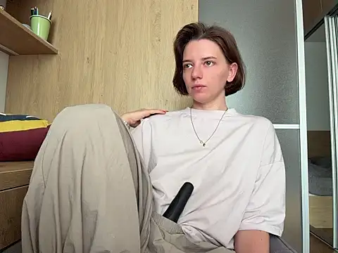 Show modela Take_Me_Awayy na web-kameri