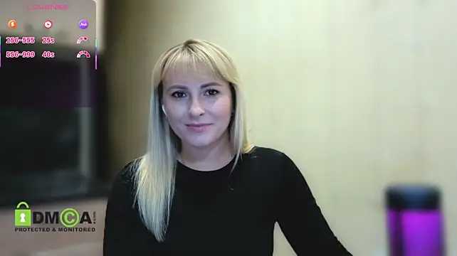 Smoorodinkaa's Live XXX Chat