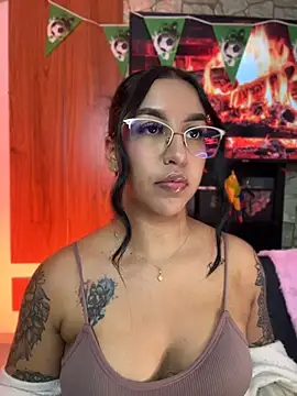 Show de webcam de Tamara_Roberts1