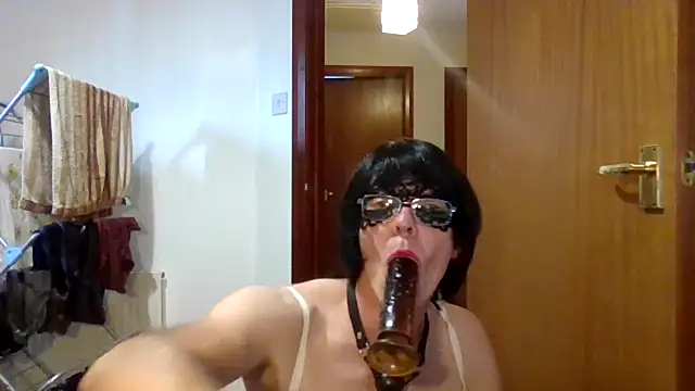 Porngobbler's Live Sex Cam Show