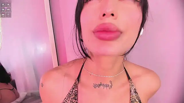 แชท XXX สดของ stephanymonroe