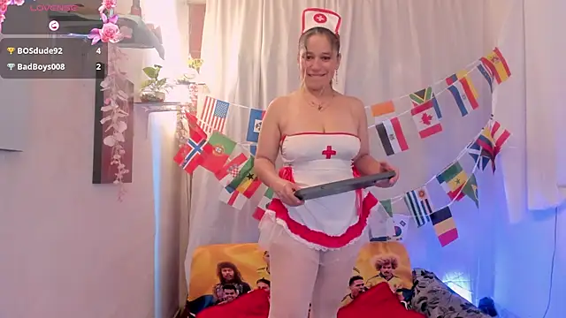 AuroraRojas' Live XXX Chat