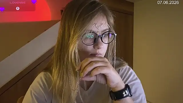 JacyWinslat Chat XXX in diretta
