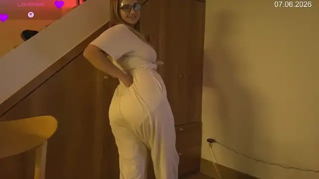 Онлайн чат XXX JacyWinslat