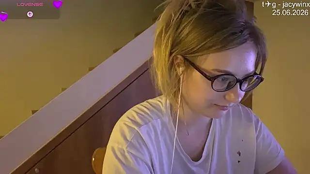 Chat +18 de JacyWinslat ao vivo