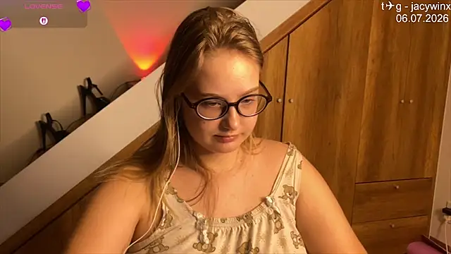 Chat XXX en directo de JacyWinslat