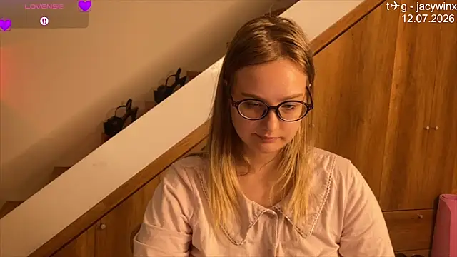 JacyWinslat's Live XXX Chat
