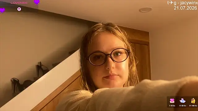 Chat +18 de JacyWinslat ao vivo