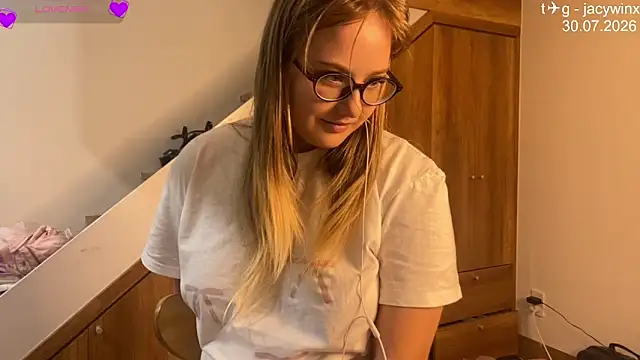 JacyWinslat XXX чат на живо