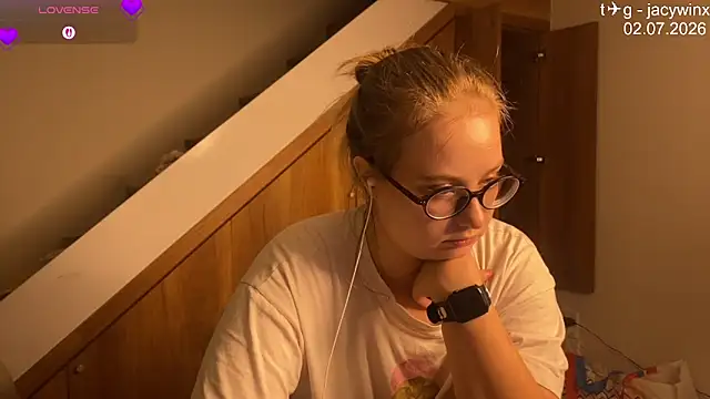 JacyWinslat লাইভ XXX চ্যাট