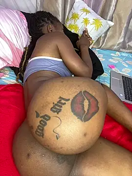 Nubian_butterflyass' Webcam Show