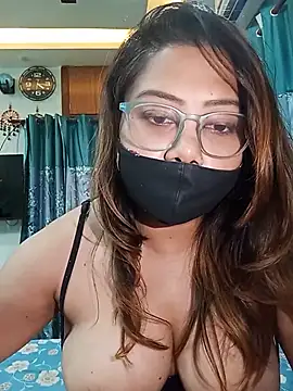 Cute-mona Webcam show