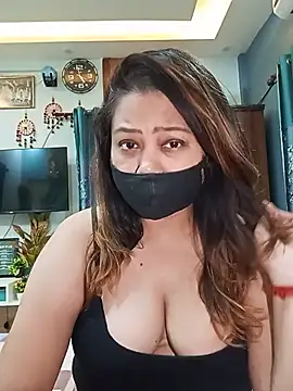 Cute-mona's Webcam Show