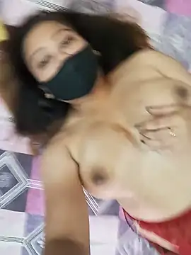 Cute-mona webcam show