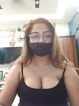Cute-mona Webcam show