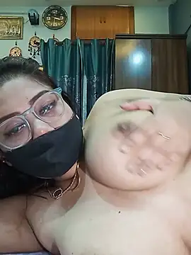 Cute-mona Adlı Modelin Web Kamerası Şovu