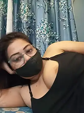 Bold-Beauti Pertunjukan Webcam