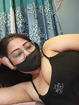 Show modela Bold-Beauti na web-kameri