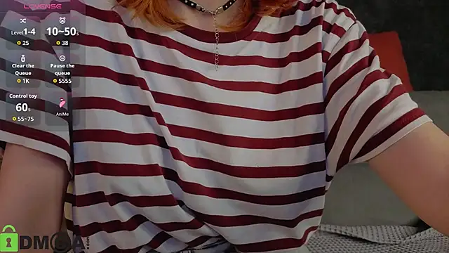 Little_Chips' Webcam Show