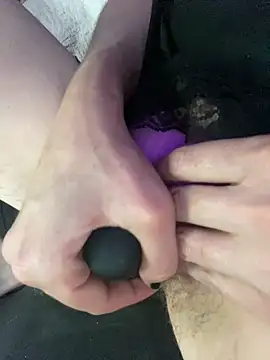 Cutebitch@xh Show in webcam