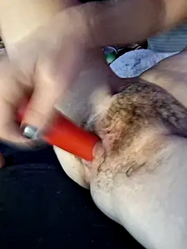 Cutebitch@xh's Webcam Show