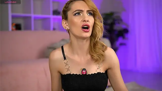 CataleyaKirk Live XXX-Chat