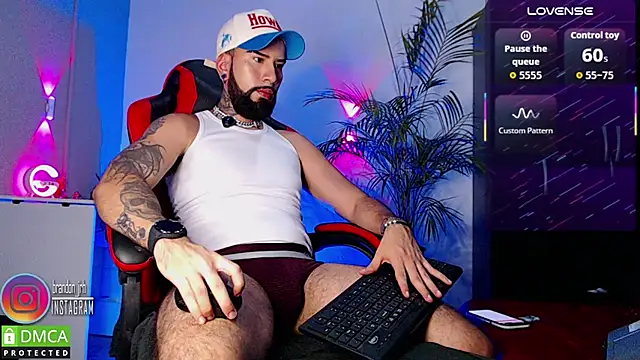 Diilanhott Adlı Modelin Web Kamerası Şovu
