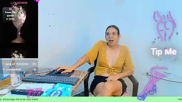 Oh_Tique's Webcam Show