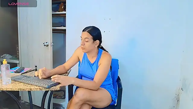 Oh_Tique's Webcam Show