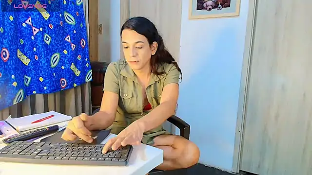 Oh_Tique webcam show