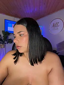 Isabella_boobd Obrolan Langsung XXX