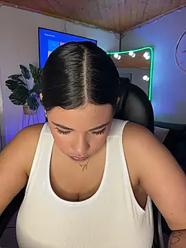 Isabella_boobdのライブXXXチャット