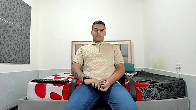 simookeler live XXX chat