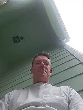 Bigtater1999 Show in webcam