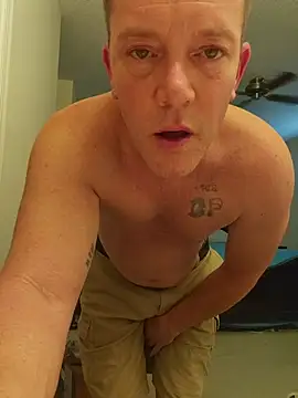 Bigtater1999 Show in webcam